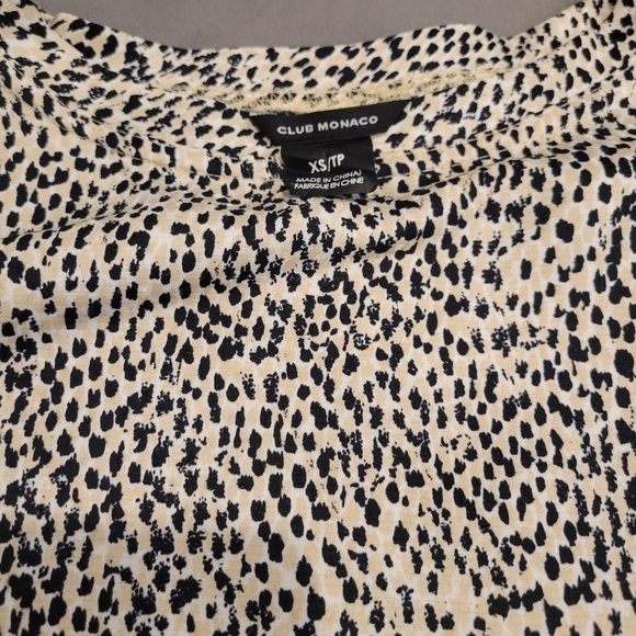 Club Monaco Cheetah Print Crew Neck Blouse Size XS - Picture 5 of 7